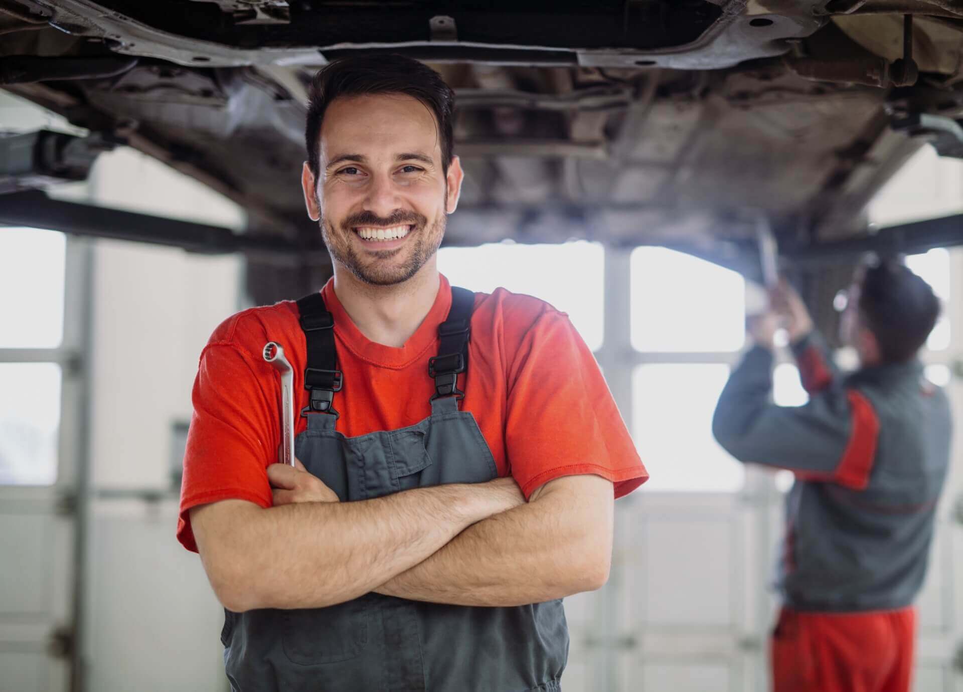 AUTOMOTIVE BUSINESS FINANCING Help accelerate your business growth!