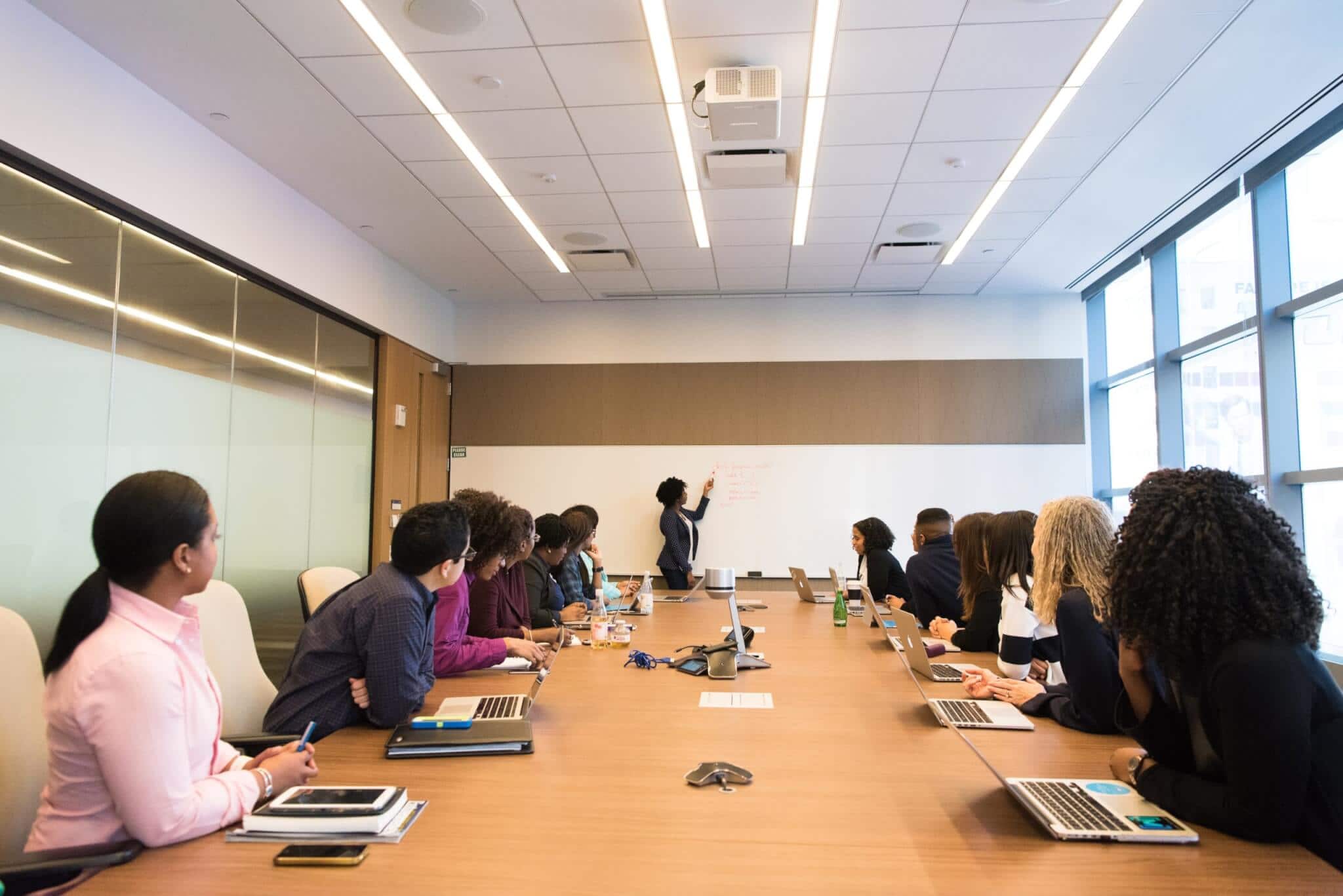 7 Tips For Becoming a Better Listener in Business